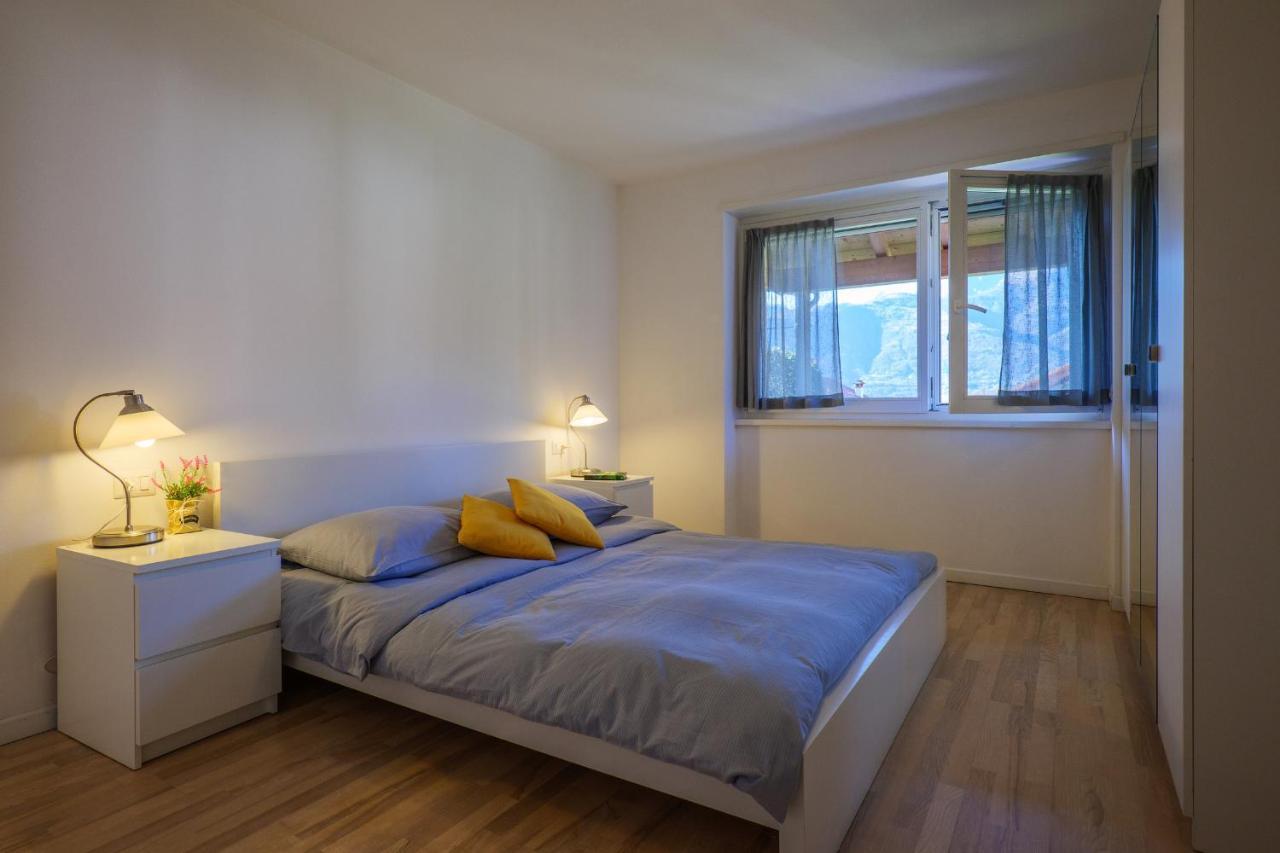 Residence Girasole Casa Gialla Colico Exteriér fotografie